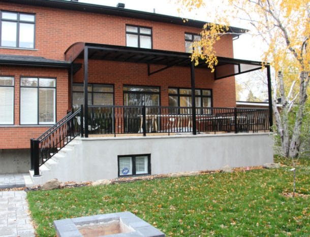  Auvent  de balcon  un toit sur mesure qui s adapte  votre 